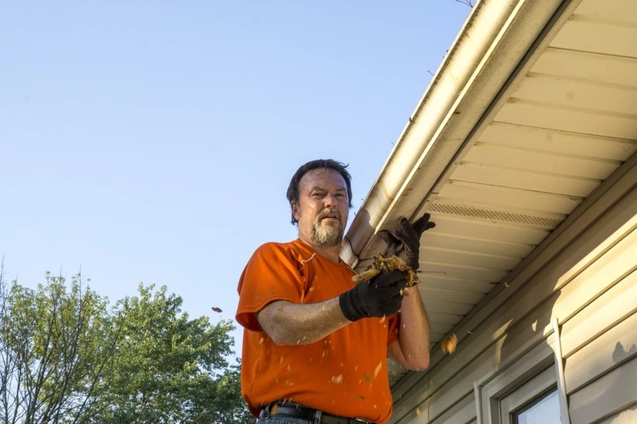 Why Gutter Cleaning Is A Crucial Seasonal Task in Brownsboro, TX